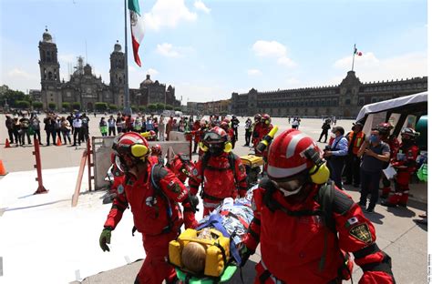 México: millones participan de simulacro en el aniversario de los terremotos de 1985 y 2017